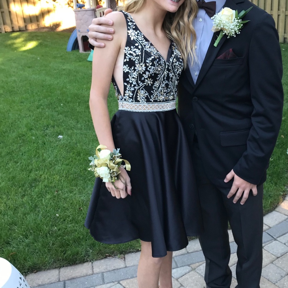 splash black and gold 00 homecoming dress